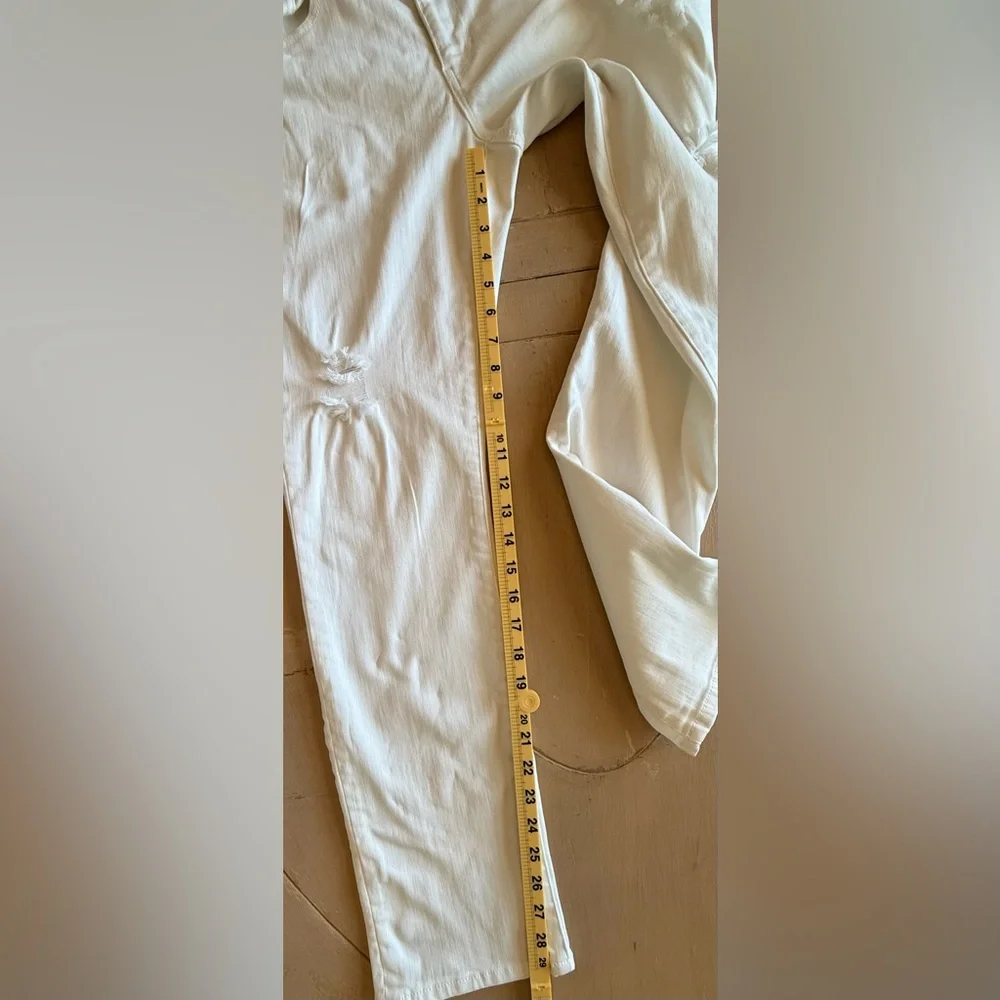 CAbi White Distressed Straight-Leg Jeans - Picture 5 of 8